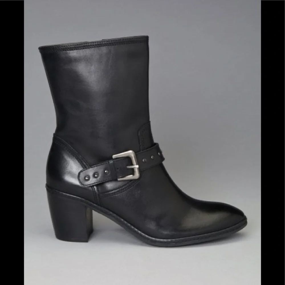 Anne Klein black Brier Moto ankle boots
